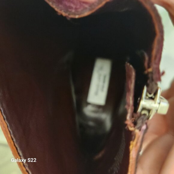 Steve Madden "TStudio" Peace and Love Booties. NWT. Size 5.5 - Picture 7 of 11